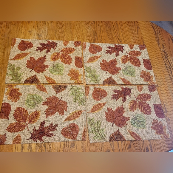 Tapestry Fall Leaf Placemats Set of 4 - Picture 1 of 3